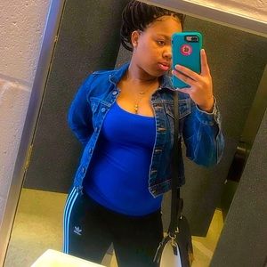 Meet your Posher, Ebony